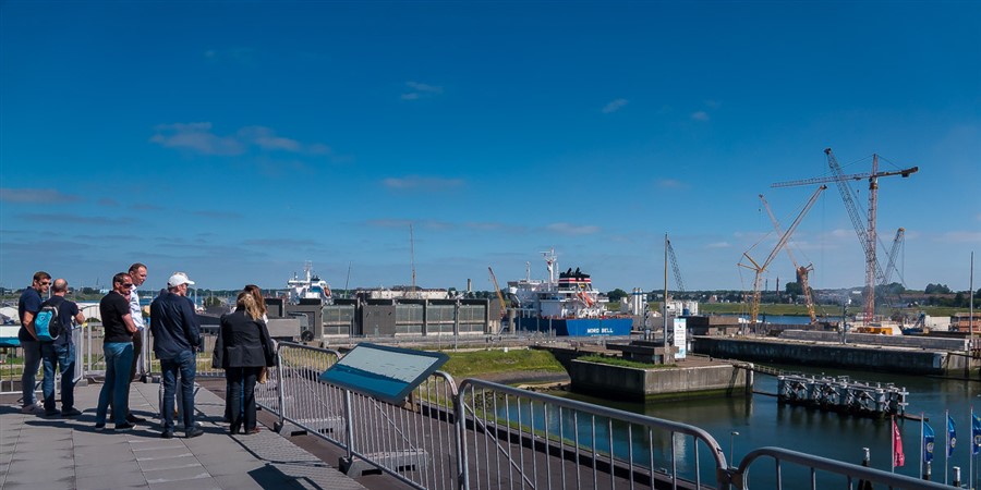 Bericht IJmuiden, de grootste zeesluis ter wereld in aanbouw. bekijken